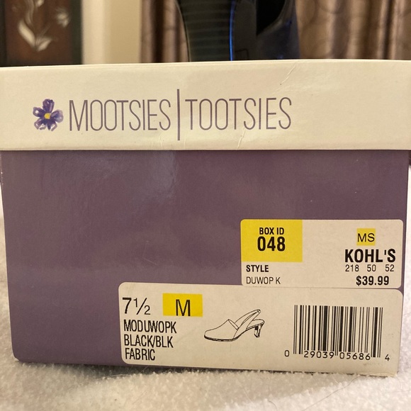 MOOTSIES TOOTSIES BLACK STRAP-BACK HEELS-sz 7 1/2 - Picture 6 of 6